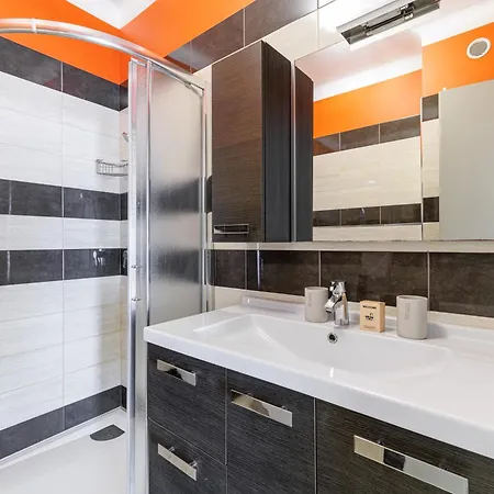 Apartmán Myn3 - Beautiful Modern 2bdr Apartment, With Sea View