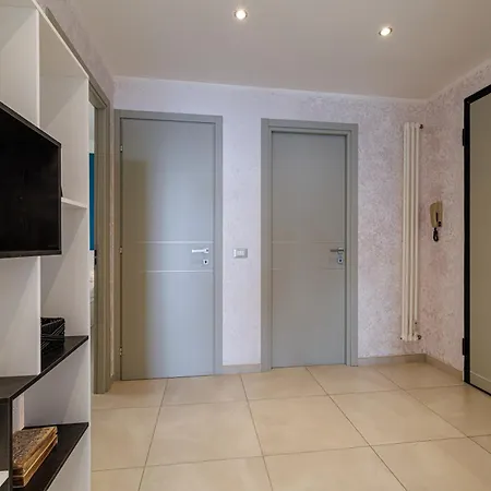 Myn3 - Beautiful Modern 2bdr Apartment, With Sea View * מנטון